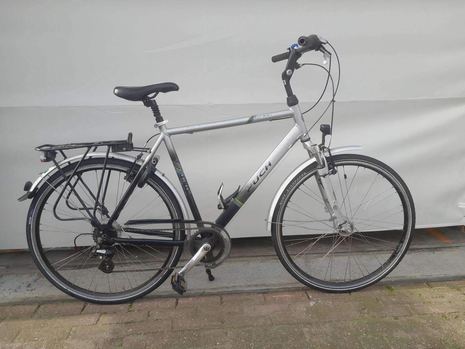 Stijlvol Onderweg: Herenfiets van 28 inch voor Comfortabele Ritten